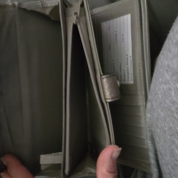 Wallet - Picture 3 of 4